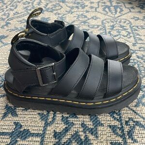 WOMEN'S DR. MARTENS BLAIRE PLATFORM SANDALS